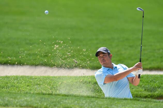 June 25, 2016 - John Huh hits out of the green side bunker on the second hole during third round play at the Quicken Loans National at Congressional Country Club in Bethesda MD. PGA Golf Herren 2016: Quicken Loans National JUN 25 - ZUMAcjm_