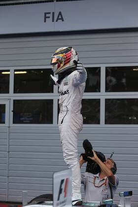 Austrian Grand Prix, Red Bull Ring 30 June - 3 July 2016 03.07.2016 - Celebration in parc fermee, winner: Lewis Hamilton (GBR) Mercedes AMG F1 W07