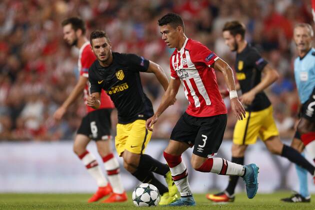 Hector Moreno of PSVduring the UEFA Champions League group D match between PSV Eindhoven and Atletico Madrid on September 13, 2016 at the Philips stadium in Eindhoven, The Netherlands. PSV v Atletico Madrid UEFA Champions League 2016 2017 xVIxJeroenxPutmansxIVx 6214473