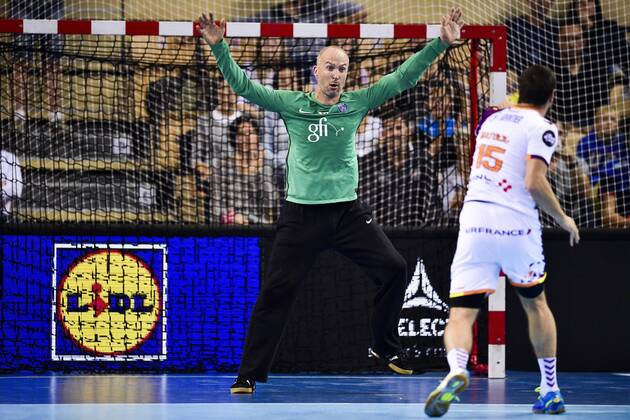 Lidl neuer Sponsor der französischen Handball Liga D1 - Thierry Omeyer (psg) Jerko Matulic (Nantes) - Handball Frankreich, Trophee des Champions - 17 09 2016 JBAutissier Panoramic