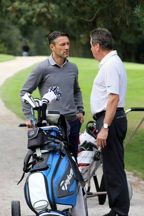 26.09.2016 Frankfurt, Frankfurter Golf Club Eintracht Frankfurt (SGE) Golf Open Ex-Eintracht Vorstand Heribert Bruchhagen mit Trainer Niko Kovac Eintracht Frankfurt