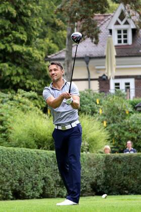 26.09.2016 Frankfurt, Frankfurter Golf Club Eintracht Frankfurt (SGE) Golf Open Der erste Abschlag von Trainer Niko Kovac Eintracht Frankfurt