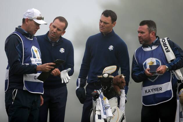 GOLF - Ryder Cup 2016 CHASKA,MINNESOTA,USA,30.SEP.16 - GOLF - Ryder Cup, Hazeltine National Golf Club. Image shows Sergio Garcia (ESP), Martin Kaymer (GER) and their caddys. GEPAxpictures xDanielxGoetzhaber