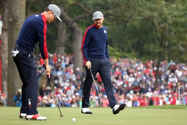 GOLF - Ryder Cup 2016 CHASKA,MINNESOTA,USA,30.SEP.16 - GOLF - Ryder Cup, Hazeltine National Golf Club. Image shows Zach Johnson and Jimmy Walker (USA). GEPAxpictures xDanielxGoetzhaber