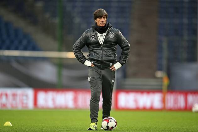 07.10.2016, Fussball Qualifikation Weltmeisterschaft 2018, Training der Deutschen Nationalmannschaft im Volksparkstadion Hamburg. Bundestrainer Joachim Löw (Deutschland)