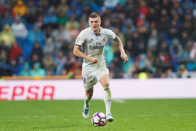 Toni Kroos (Real), OCTOBER 23, 2016 - Football Soccer : Spanish La Liga Santander match between Real Madrid CF 2-1 Athletic club de Bilbao at the Santiago Bernabeu Stadium in Madrid, Spain. Noxthirdxpartyxsales  (heha027701)