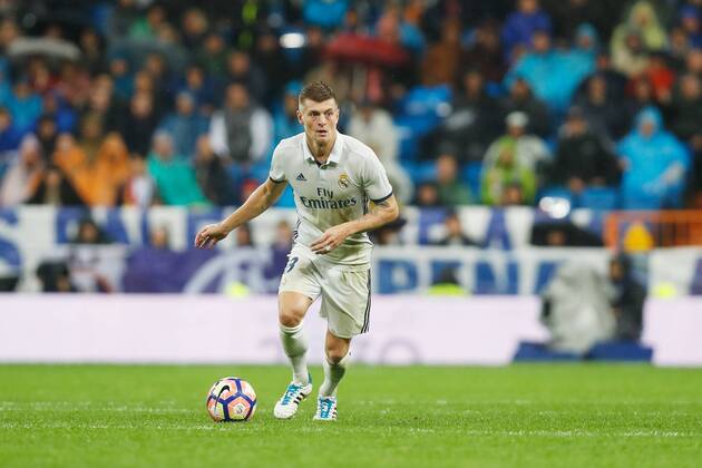 Toni Kroos (Real), OCTOBER 23, 2016 - Football Soccer : Spanish La Liga Santander match between Real Madrid CF 2-1 Athletic club de Bilbao at the Santiago Bernabeu Stadium in Madrid, Spain. Noxthirdxpartyxsales  (heha027702)