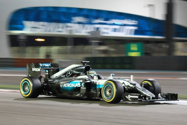 27.11.2016. Abu Dhabi, UAE. Formula 1 Grand Prix Abu Dhabi, race day. 6 Nico Rosberg (GER, Mercedes AMG Petronas Formula One Team) on his way to a 2nd placed finish but enough to win the World Championship WM Weltmeisterschaft for the year xLeannexBoonx  ActionPlus11814920