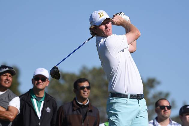 SAN DIEGO, CA - JANUARY 29: Brandt Snedeker hits from the second hole tee on the South Course during the final round of the Farmers Insurance Open golf tournament at Torrey Pines Municipal Golf Course on January 29. (Photo by Brian Rothmuller Icon Sportswire) GOLF: JAN 29 PGA Golf Herren - Farmers Insurance Open - Final Round Icon170129015 EDITORIAL USE ONLY