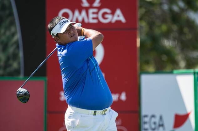 Prom Meesawat of Thailand tees off during the PGA Golf Herren European Tour Dubai Desert Classic Tournament Day 3 at the Emirates Golf Club, Dubai, UAE on 4 February 2017. Copyright: xGrantxWinterx 14030091