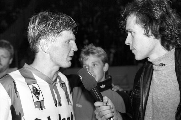 Stefan Effenberg (Borussia Mönchengladbach) nach dem Spiel im Interview