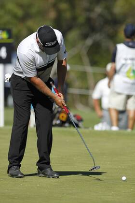 February 18th 2017, Lake Karrinyup Country Club, Perth, Western Australia, Australia; ISPS Handa World Super 6 Perth Golf Tournament Day 3 David Bransdon (AUS) putts on the 14th green during his round of 72 on day 3 xDavidxWoodleyx  ActionPlus11847398
