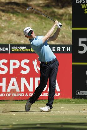 February 18th 2017, Lake Karrinyup Country Club, Perth, Western Australia, Australia; ISPS Handa World Super 6 Perth Golf Tournament Day 3 Ben Eccles (AUS) drives off on the par 3 5th hole during his round on day 3 xDavidxWoodleyx  ActionPlus11847417