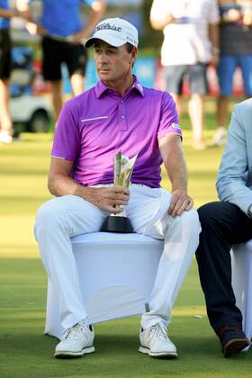 February 19th 2017, Lake Karrinyup Country Club, Perth, Western Australia, Australia; ISPS Handa World Super 6 Perth Golf Tournament Day 4; Brett Rumford holds his winners trophy at the presentation ceremony xDavidxWoodleyx  ActionPlus11848436