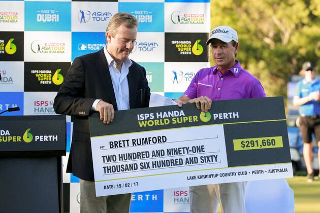 February 19th 2017, Lake Karrinyup Country Club, Perth, Western Australia, Australia; ISPS Handa World Super 6 Perth Golf Tournament Day 4; Brett Rumford holds his winners cheque after winning the tornament xDavidxWoodleyx  ActionPlus11848437