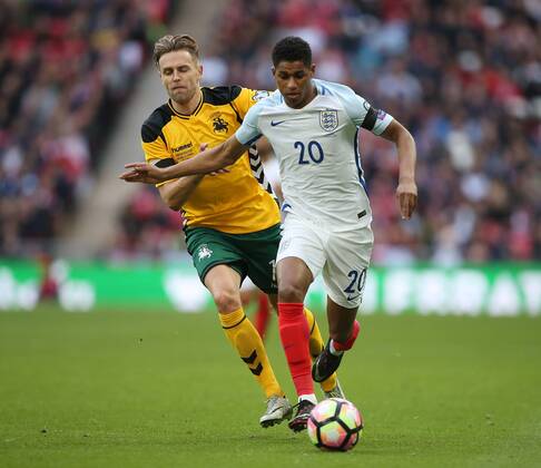 England s Marcus Rashford tussles with Lithuania s Arturas Zulpa during the World Cup Qualifying match at Wembley Stadium, London. Picture date: March 26th, 2017. Pic credit should read: David Klein Sportimage EDITORIAL USE ONLY. No use with unauthorised audio, video, data, fixture lists, club league logos or live services. Online in-match use limited to 120 images, no video emulation. No use in betting, games or single club league player publications.