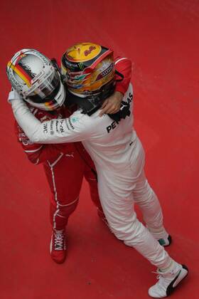 Chinese Grand Prix, Shanghai 06 - 09 April 2017 09.04.2017 - Race, 2nd place Sebastian Vettel (GER) Scuderia Ferrari SF70H and Lewis Hamilton (GBR) Mercedes AMG F1 W08 race winner 