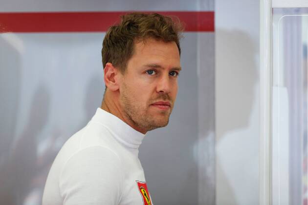 Motorsports: FIA Formula One World Championship WM Weltmeisterschaft 2017, Grand Prix of Bahrain, 5 Sebastian Vettel (GER, Scuderia Ferrari) Sakhir Bahrain xHOCHxZWEIx