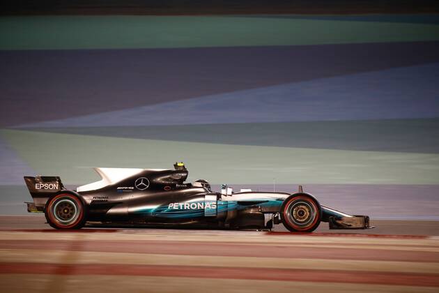 Motorsports: FIA Formula One World Championship WM Weltmeisterschaft 2017, Grand Prix of Bahrain, 77 Valtteri Bottas (FIN, Mercedes AMG Petronas), Sakhir Bahrain xHOCHxZWEIx