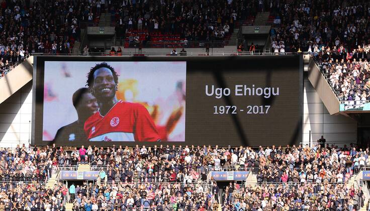 April 22nd 2017, Wembley Stadium, London England; Emirates FA Cup semi-final Chelsea versus Tottenham Hotspur; Wembley Stadium observe a minutes applause before kick off, in memory of Uho Ehiogu, who sadly passed away this week xMarkxKertonx  ActionPlus11870810