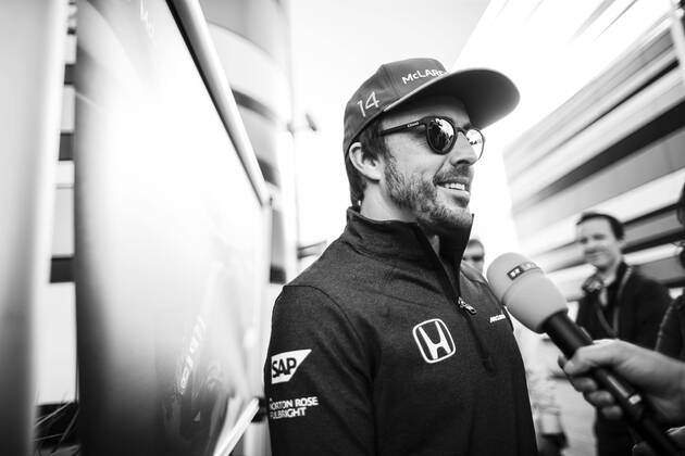 Formel 1, GP von Russland Motorsports: FIA Formula One World Championship WM Weltmeisterschaft 2017, Grand Prix of Russia, 14 Fernando Alonso (ESP, McLaren Honda), Sotschi Russia xHOCHxZWEIx