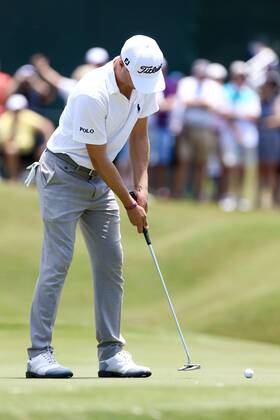 May 12, 2017 - Ponte Vedra Beach, Florida, United States - Justin Thomas putts the 9th green during the second round of The PLAYERS Championship at TPC Sawgrass. Golf 2017: The PLAYERS Championship - Round 2 - ZUMAw109 20170512_zap_w109_009 Copyright: xDebbyxWongx