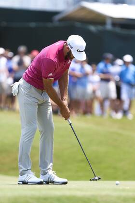 May 12, 2017 - Ponte Vedra Beach, Florida, United States - Dustin Johnson putts the 9th green during the second round of The PLAYERS Championship at TPC Sawgrass. Golf 2017: The PLAYERS Championship - Round 2 - ZUMAw109 20170512_zap_w109_013 Copyright: xDebbyxWongx