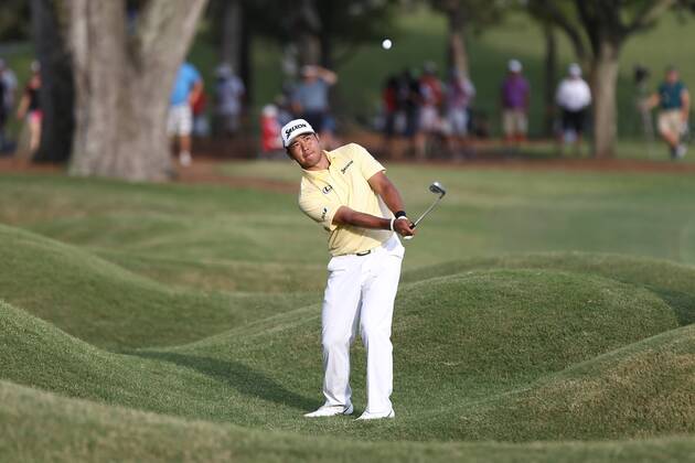May 12, 2017 - Ponte Vedra Beach, Florida, United States - Hideki Matsuyama hits out of a bunker on the 18th hole during the second round of The PLAYERS Championship at TPC Sawgrass. Golf 2017: The PLAYERS Championship - Round 2 - ZUMAw109 20170512_zap_w109_103 Copyright: xDebbyxWongx