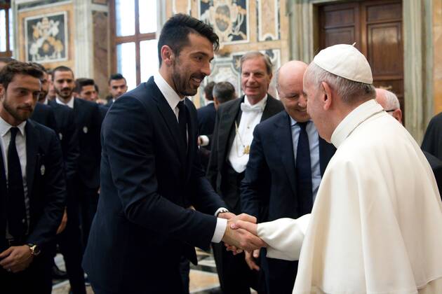NO FRANCE - NO SWITZERLAND: May 16, 2017 : Pope Francis Gianluigi Buffon on the occasion of a meeting between the pope and Juventus and Lazio teams ahead of Wednesday s Italy Cup soccer final between Juventus and Lazio, at the Clementine Hall at the Vatican EDITORIAL USE ONLY. NOT FOR SALE FOR MARKETING OR ADVERTISING CAMPAIGNS.  Copyright: xÂ©ServizioFotograficoOR CPPx xIPx xCatholicxPressxPhotox