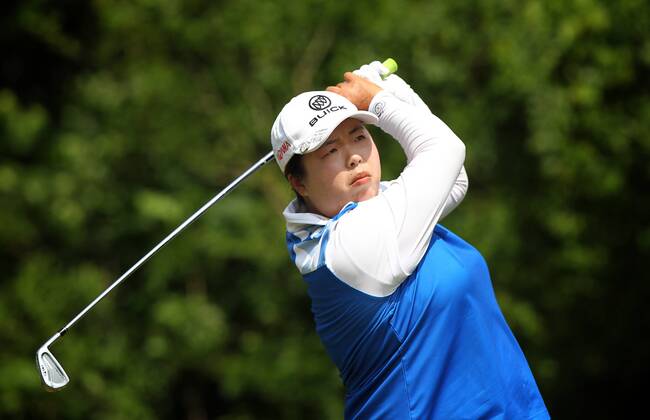 May 28, 2017 - Ann Arbor, Michigan, United States - Shanshan Feng of China tees off on the 7th tee during the final round of the LPGA Golf Damen Volvik Championship at Travis Pointe Country Club, Ann Arbor, MI, USA Sunday, May 28, 2017. LPGA Volvik Championship  - ZUMAn230 20170528_zaa_n230_276 Copyright: xJorgexLemusx