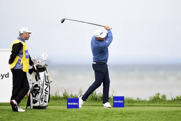 170602 Lee Westwood, England, under dag tva av golftävlingen Nordea Masters den 2 juni 2017 i Barsebäck.  Copyright: PETTERxARVIDSON BB170602PA005