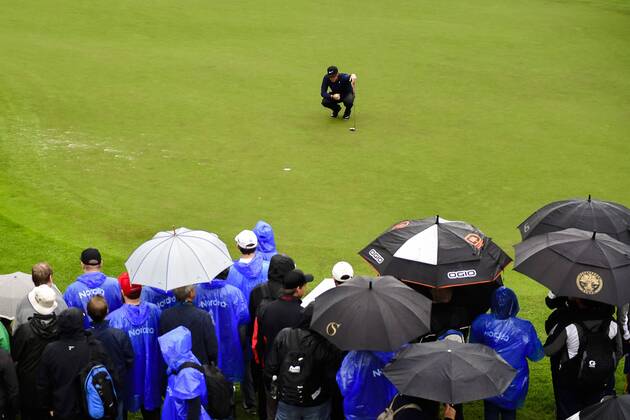 170604 Kristoffer Broberg, Sverige under dag fyra av golftävlingen Nordea Masters den 4 juni 2017 i Barsebäck.  Copyright: PETTERxARVIDSON BB170604PA008