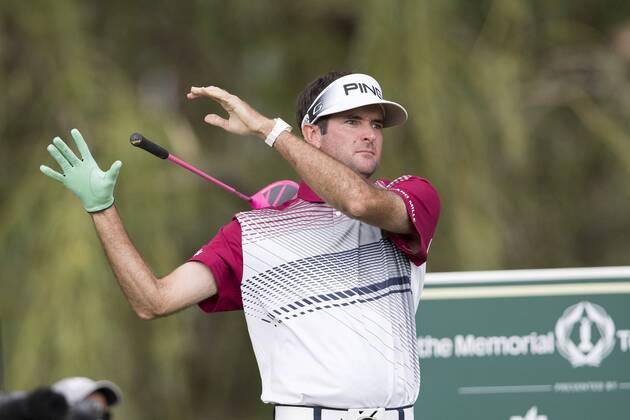 DUBLIN, OH - JUNE 04: PGA Golf Herren golfer Bubba Watson releases his club on the backswing during the Memorial Tournament - Final Round on June 4, 2017 at Muirfield Village Golf Club in Dublin, Ohio (Photo by Khris Hale Icon Sportswire) GOLF: JUN 04 PGA - the Memorial Tournament - Final Round Icon170604095 EDITORIAL USE ONLY