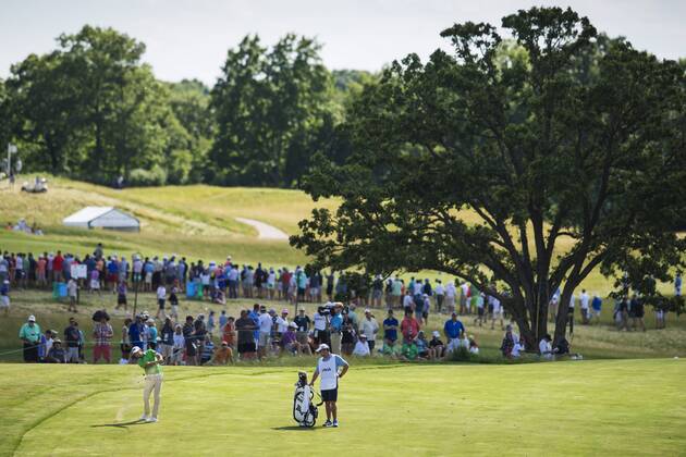 170615 Sydafrikas Charl Schwartzel under första omgangen i golfturneringen US Open den 15 juni 2017 i Hartford.  Copyright: JOELxMARKLUND BB170615JM073