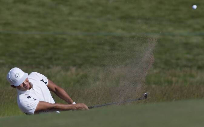 June 15, 2017 - USA - Whee Kim of South Korea chips out of a bunker and onto the 18th green during the first round of the U.S. Open golf tournament Thursday, June 15, 2017 at Erin Hills in Hartford, Wis. He finished the day one over par. US Open - ZUMAm67_ 20170615_zaf_m67_014 Copyright: xMarkxHoffmanx