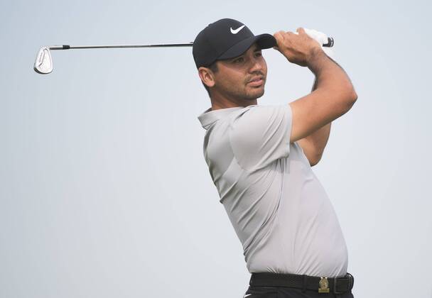 Jason Day watches his hit off the 13th tee during round 2 of the 117th U.S. Open golf tournament at Erin Hill golf course in Erin, Wisconsin on June 16, 2017.  WIS20170616303 KEVINxDIETSCH
