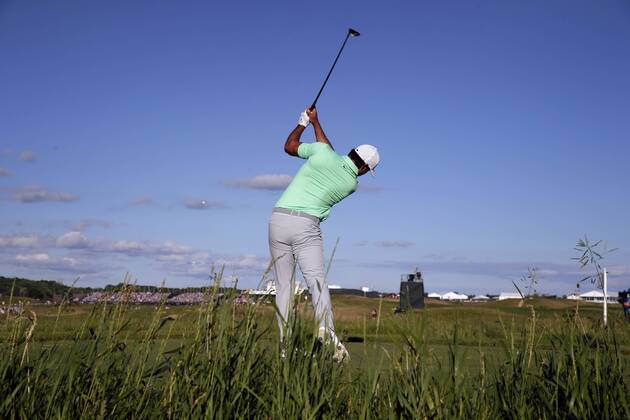 June 18, 2017 - Hartford, WI, USA - Brooks Koepka drives off the 18th tee as he shoots a -16 under par to win the the 2017 U.S. Open Championship on Sunday, June 18, 2017 at Erin Hills in Hartford, Wis. U.S. Open Championship Round 4 - ZUMAm67_ 20170618_zaf_m67_064 Copyright: xRickxWoodx