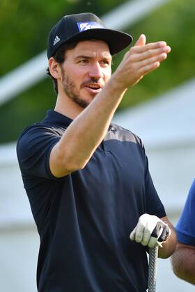 Skistar Felix NEUREUTHER,Gestik, Aktion,Einzelbild,angeschnittenes Einzelmotiv,Halbfigur,halbe Figur. ProAm ,GOLF,BMW International Open 2017 am 21.06.2017 in Muenchen Eichenried.