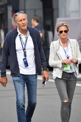 Hans Joachim STUCK (Rennfahrer) mit seiner Ehefrau Uschi im Fahrerlager,Paddock, Qualifying,Formel 1:GP von Oesterreich, Red Bull Ring Zeltweg,Spielberg,Saison 2017,am 08.07.2017.