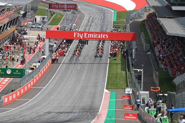 July 9th 2017, Red Bull Ring, Spielberg, Austria; Formula One Grand Prix, Race Start; Valtteri Bottas - Mercedes AMG Petronas F1 W08 EQ Energy leads the race start from his pole position with Vettel next to him in 2nd xOctanex  ActionPlus11899447