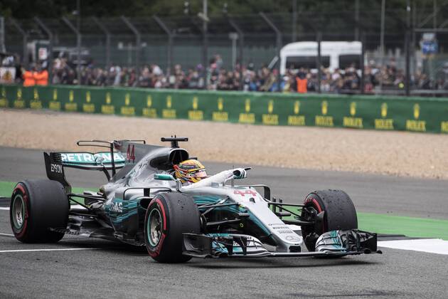 Motorsports: FIA Formula One World Championship WM Weltmeisterschaft 2017, Grand Prix of Great Britain, 44 Lewis Hamilton (GBR, Mercedes AMG Petronas F1 Team), Silverstone Great Britain xHOCHxZWEIx