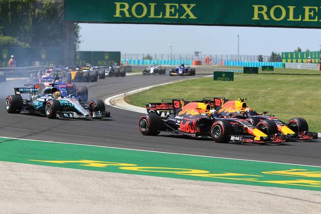 July 30th 2017, Hungaroring, Mogyor& xf3;d, Hungary; Formula One Grand Prix of Hungary, Race Day; Daniel Ricciardo and Max Verstappen of red Bull Racing RB13 xOctanex  ActionPlus11907895
