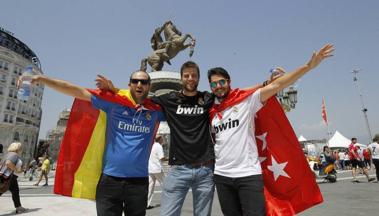 Final de la Supercopa de Europa entre el Real Madrid y el Manchester United ManU En la imagen, ambiente en las calles de Skopje antes del partido. 2017 UEFA Super Cup final match between Real Madrid and Manchester United. In this picture, atmosphere in Skopje streets before the match. xÃngelxRiverox