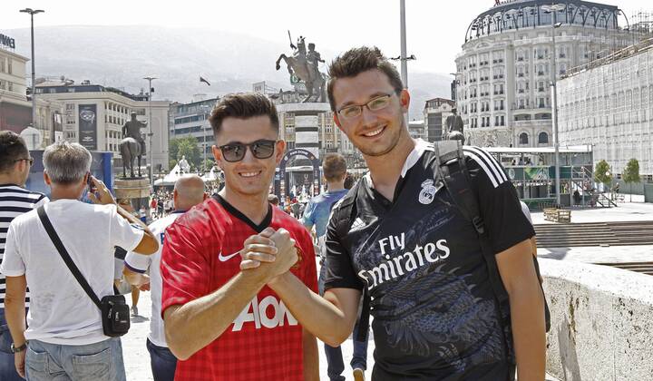 Final de la Supercopa de Europa entre el Real Madrid y el Manchester United ManU En la imagen, ambiente en las calles de Skopje antes del partido. 2017 UEFA Super Cup final match between Real Madrid and Manchester United. In this picture, atmosphere in Skopje streets before the match. xÃngelxRiverox