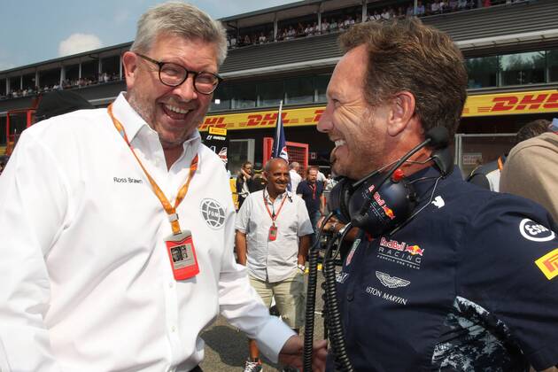 27.08.2017 - Race, Ross Brawn (GBR) Formula One Managing Director of Motorsports and Christian Horner (GBR), Red Bull Racing, Sporting Director Belgian Grand Prix, Spa-Francorchamps 24 - 27 August 2017 27.08.2017 - Race, Ross Brawn (GBR) Formula One Managing Director of Motorsports and Christian Horner (GBR), Red Bull Racing, Sporting Director 