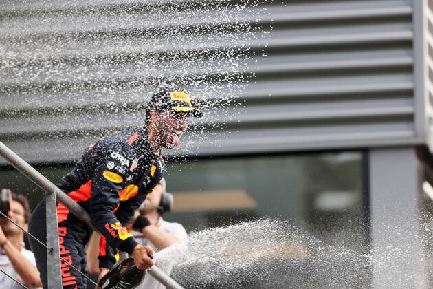 27.08.2017 - Race, 3rd place Daniel Ricciardo (AUS) Red Bull Racing RB13 Belgian Grand Prix, Spa-Francorchamps 24 - 27 August 2017 27.08.2017 - Race, 3rd place Daniel Ricciardo (AUS) Red Bull Racing RB13