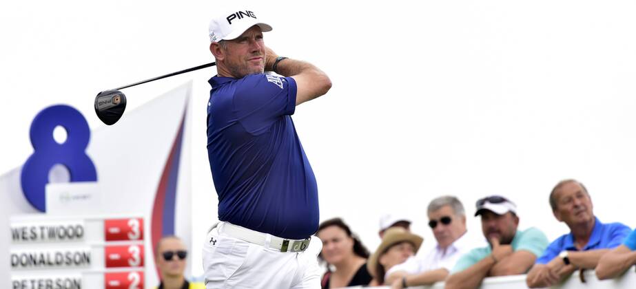 UK s golf player Lee Westwood plays his ball during the Czech Masters European Tour tournament in Vysoky Ujezd near Prague, Czech Republic, August 31, 2017. (CTKxPhoto RomanxVondrous) CTKPhotoP201708310893901  vnd 11