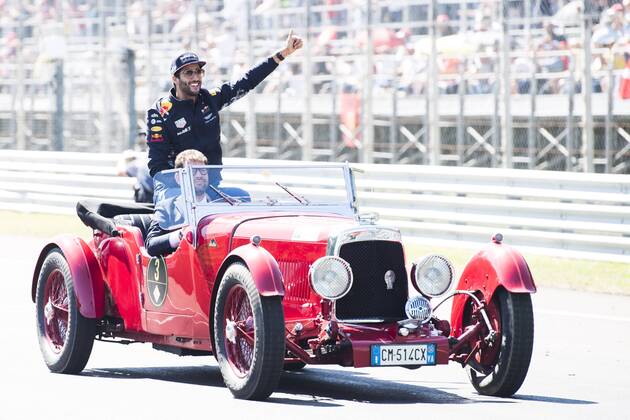 Motorsports: FIA Formula One World Championship WM Weltmeisterschaft 2017, Grand Prix of Italy, 3 Daniel Ricciardo (AUS, Red Bull Racing), Monza Italy xHOCHxZWEIx