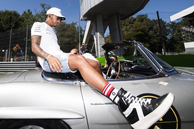 Motorsports: FIA Formula One World Championship WM Weltmeisterschaft 2017, Grand Prix of Italy, 44 Lewis Hamilton (GBR, Mercedes AMG Petronas F1 Team), Monza Italy xHOCHxZWEIx
