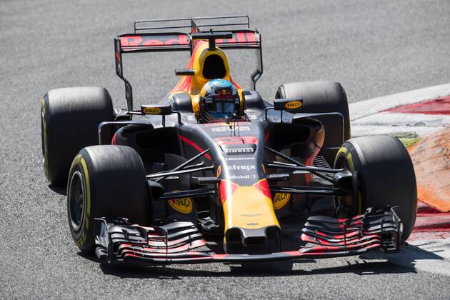 Motorsports: FIA Formula One World Championship WM Weltmeisterschaft 2017, Grand Prix of Italy, 3 Daniel Ricciardo (AUS, Red Bull Racing), Monza Italy xHOCHxZWEIx